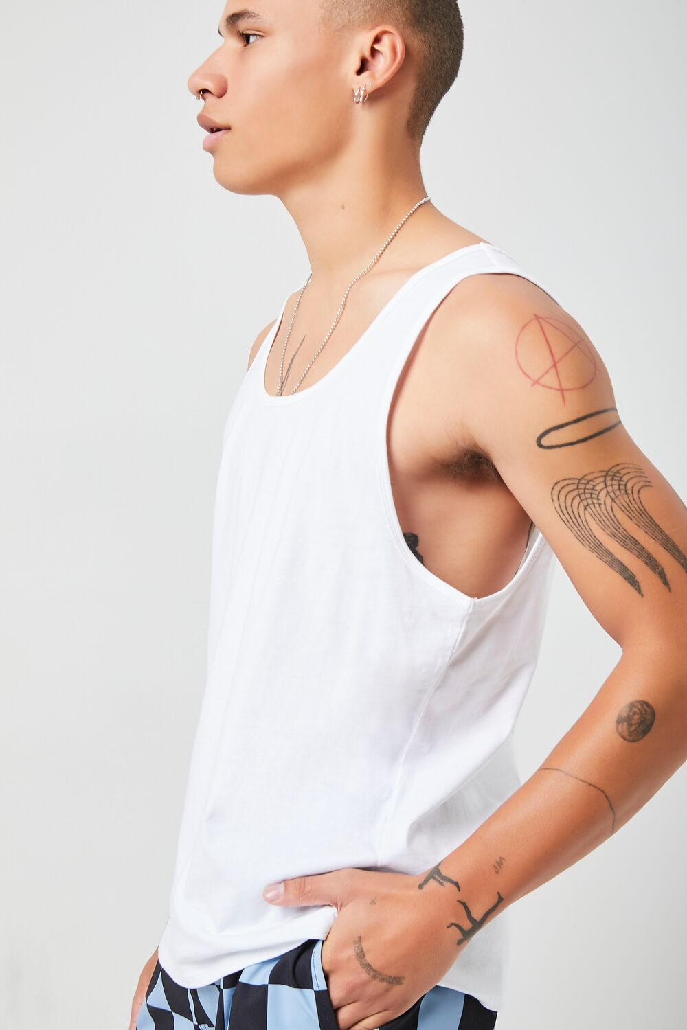 Basic Scoop-Neck Tank Top