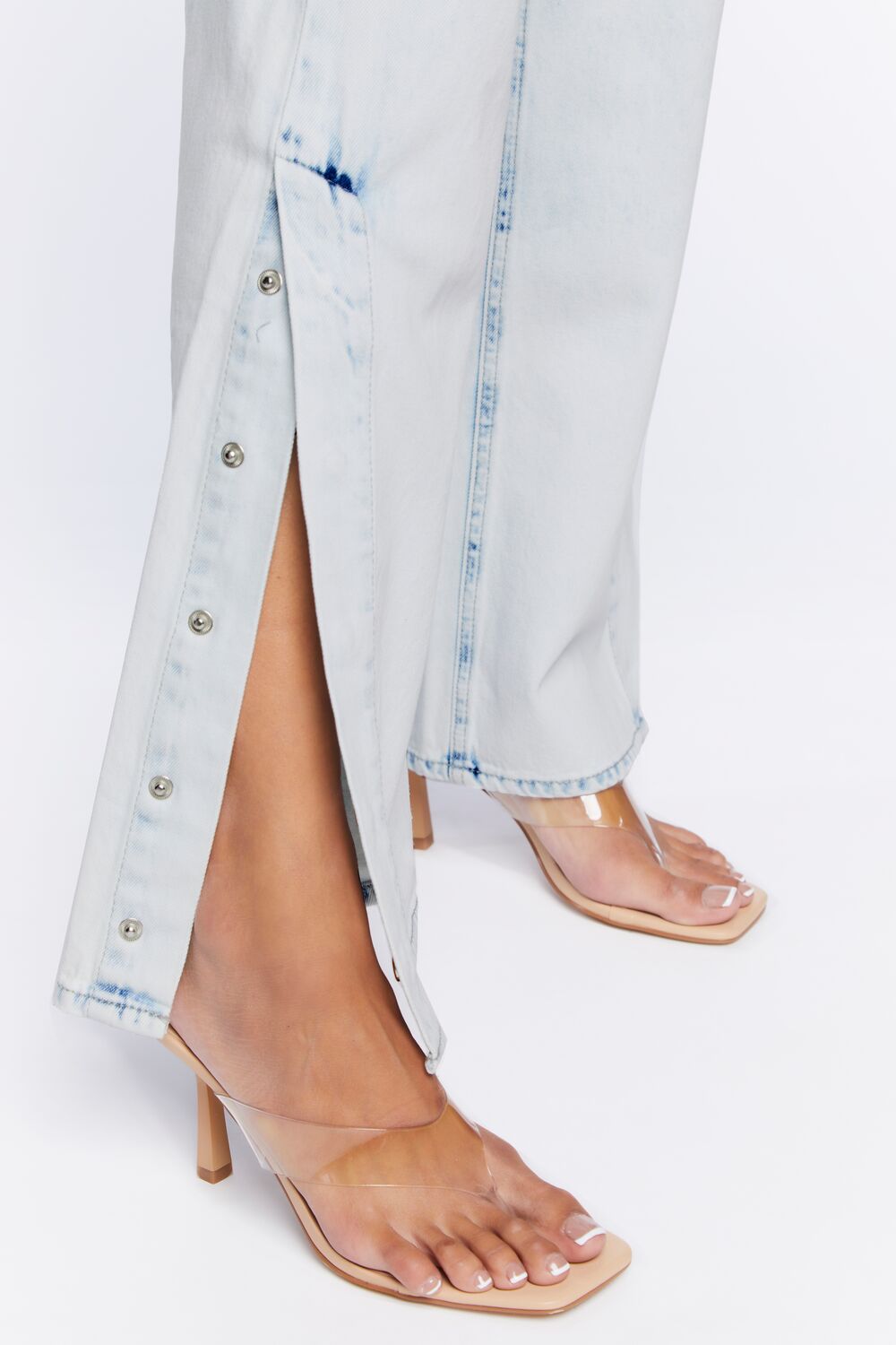90s-Fit Snap-Button Jeans