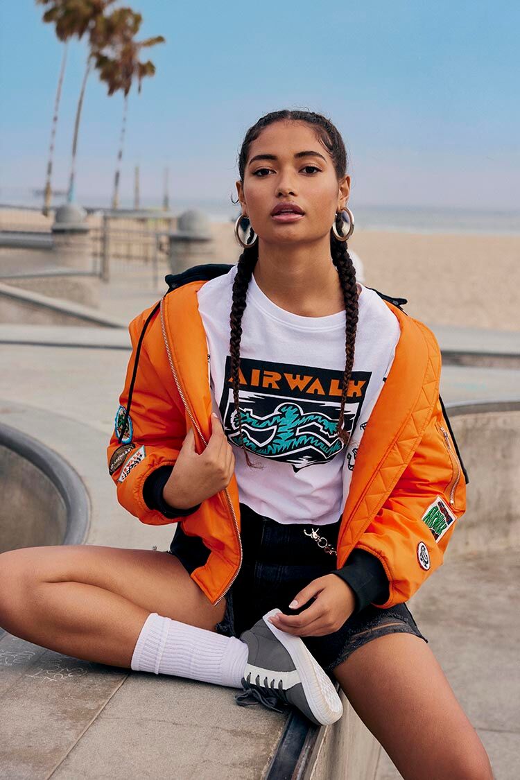 Airwalk Cropped Combo Tee